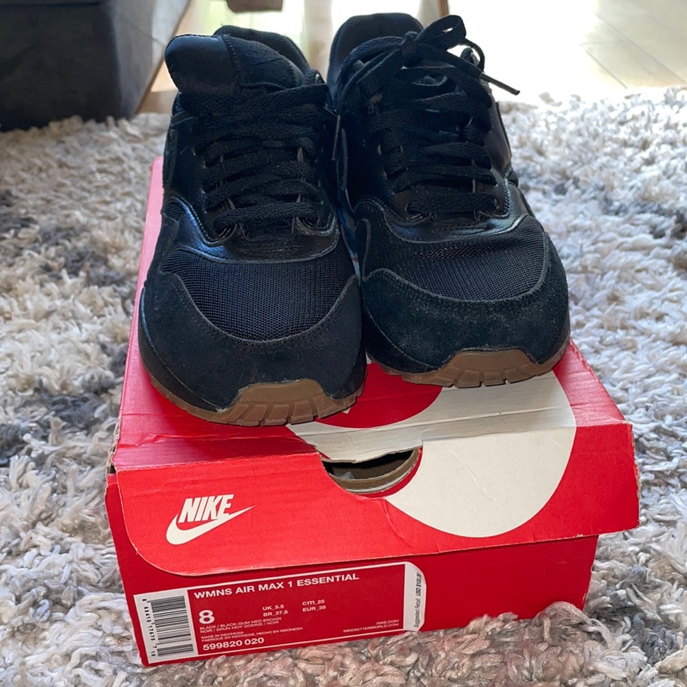 EUC Black Suede Nike Air Max 1 - Sz 8w